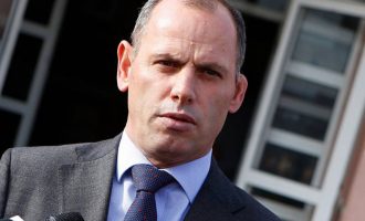 Porosia e Ramiz Lladrovcit për Vuçiqin nëse tenton të shkojë përsëri në Banjë