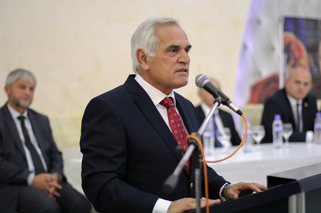 Anadrinia i japin mbështetje të fortë kandidatit Hatim Baxhaku