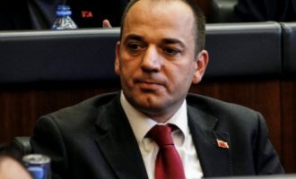 Nisma akuzon Mytaher Haskukën për punësime familjare në DKA