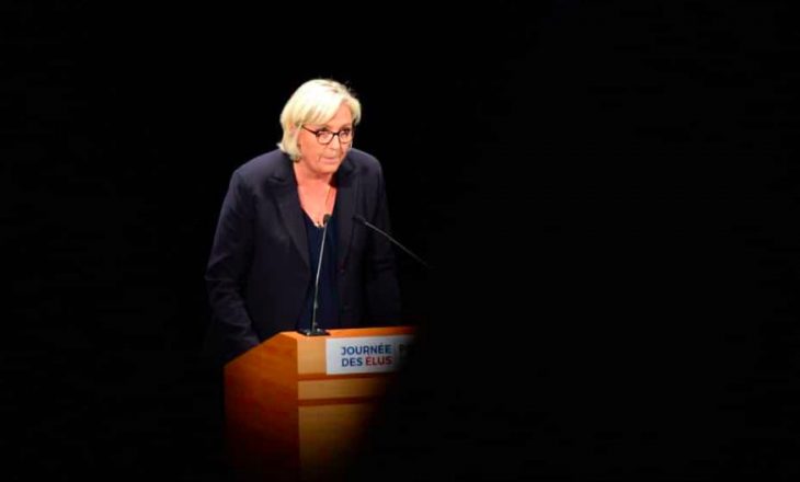 Konvertimi misterioz i Marine Le Pen