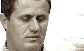 Tregimi “Letra e një ushtari të huaj” i Adil Ollurit botohet në “Kroniko de Balkanio”