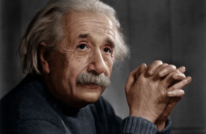 Çfarë ka thënë Albert Ajnshtaini për luftën, fenë dhe Amerikën