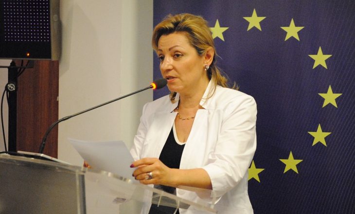 Apostolova: BE mund t’ia ndajë Kosovës 160 milionë euro në luftën kundër COVID-19