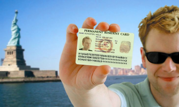 “Green Card” – mundësia për pajisje me vizë amerikane: aplikimi dhe afati kohor