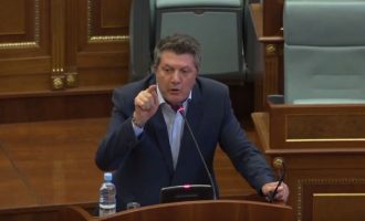 Milaim Zeka ka sulmuar Insajderin që zbuloi mashtrimet e tij me vizat