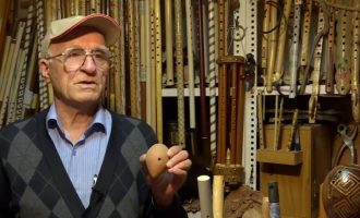 Instrumentet e “harruara” në duar të mjeshtrit