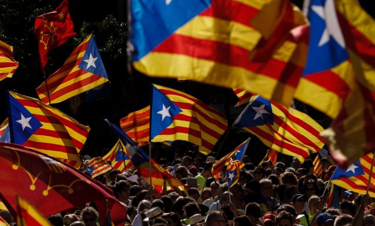 Spanja arreston dy udhëheqësit e Katalonisë, gati të shpërthejnë trazirat