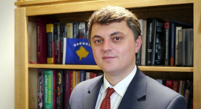 Ambasadori i Kosovës: Mëkati jonë është se jemi konvertuar në Islam