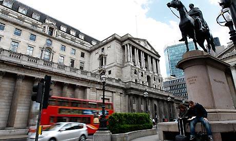 Banka e Anglisë rrit normën e interesit