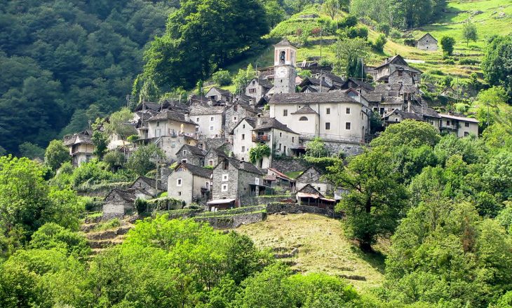 Fshati i vogël në Zvicër kthehet në kompleks hotelesh