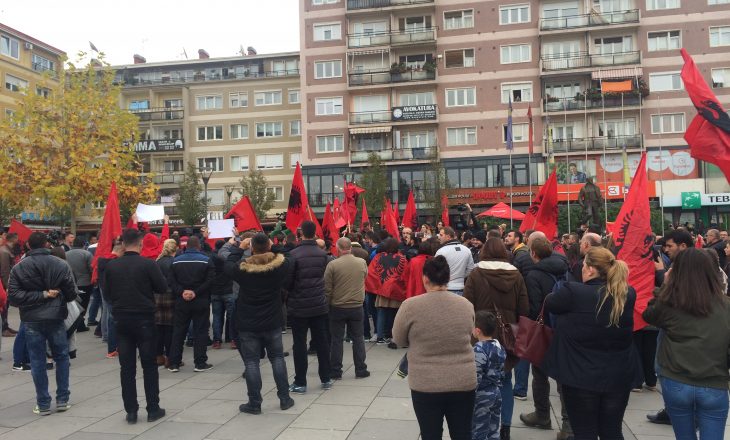 Vajza e Valdet Zekës fajëson institucionet: Nuk bënë asgjë për grupin “Kumanova”