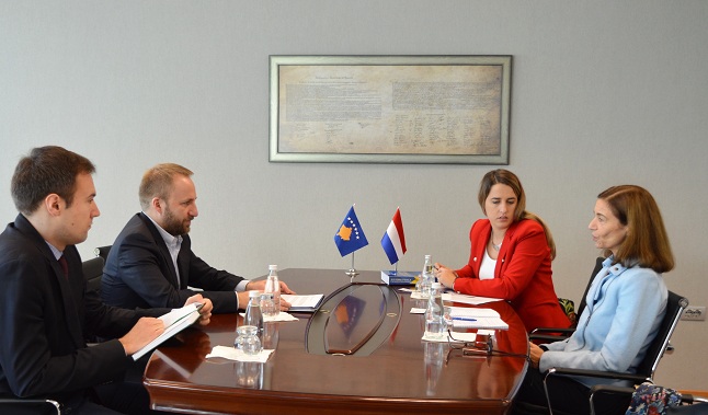 Ambasadorja holandeze interesohet për reformat legjislative në fushën penale dhe civile
