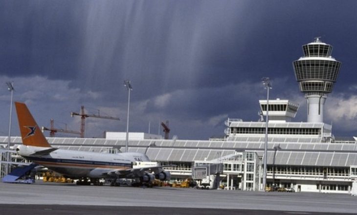 38 kosovarë deportohen përmes aeroportit të Mynihut