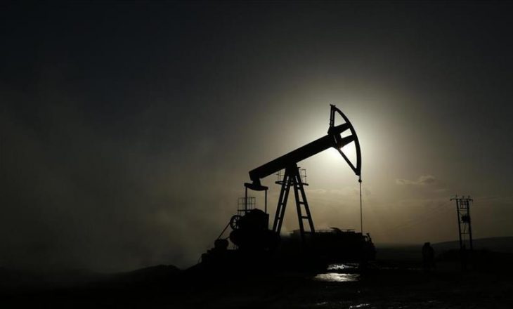 Çmimi i naftës së papërpunuar shënon ulje