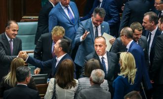 Kërcënimi i opozitës ndaj Haradinajt – zgjedhje në pranverë