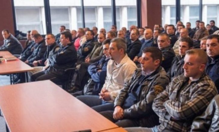 Grupi i Kumanovës në seancë gjyqësore këndojnë: “Do ta bëjmë Shqipërinë!” dhe “Besa, besë”