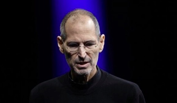 Fjalët e fundit të Steve Jobs janë një “këmbanë” për të gjithë