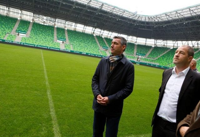 Veseli premton ndërtimin e Stadiumit Kombëtar dhe “dy stadiumeve ndërkombëtare”