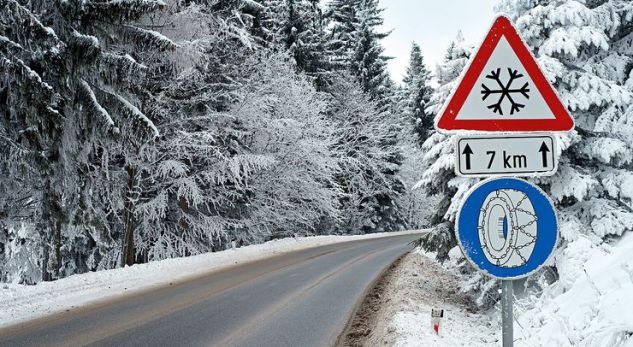 Pajisjet dimërore, të detyrueshme për shoferët nga 15 nëntori – por çka përfshijnë ato?