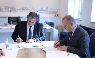 Gënjeshtra e Shpend Ahmetit apo e pavërteta e Selim Pacollit