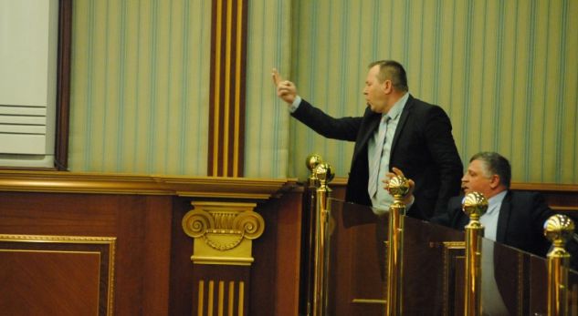 Miratohet mocioni i LDK-së që dënon gjuhën e Haradinajt – “Punë e madhe që jonë vra të LDK-së”