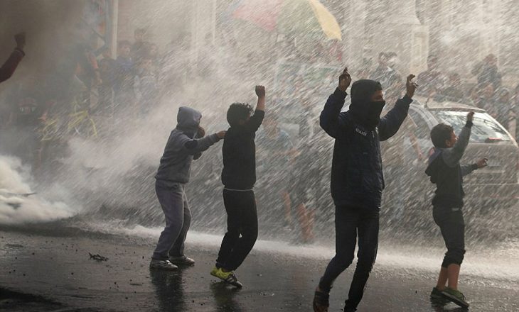Tensionohet situata, protesta të dhunshme në Bregun Perëndimor