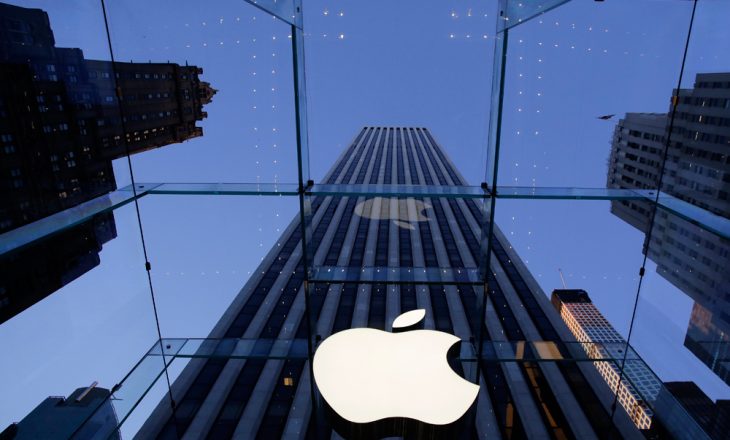 Apple kërkon falje për ngadalësimin e iPhone