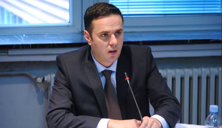 Reagimi i Abdixhikut ndaj përpjekjeve për zhbërjen e Gjykatës Speciale