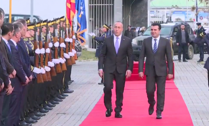 Kryeministri maqedonas arriti në Kosovë, takohet me Haradinajn