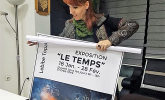 Artistja kosovare sjell ekspozitën “Koha” në galerinë “Qyteti i kohës”