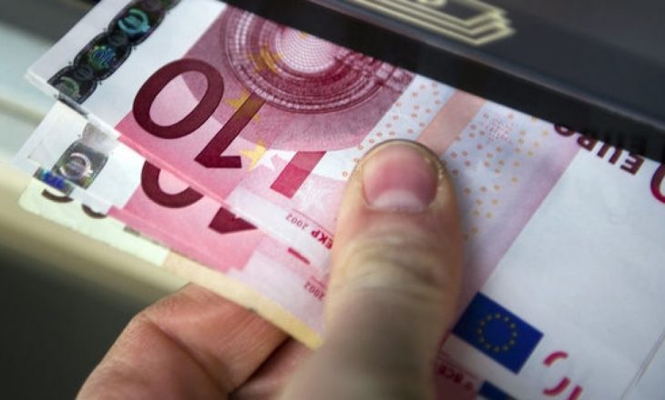 Sindikalistët kërkojnë rritje të pagave