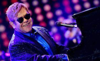 Elton John ka një lajm për adhuruesit e tij