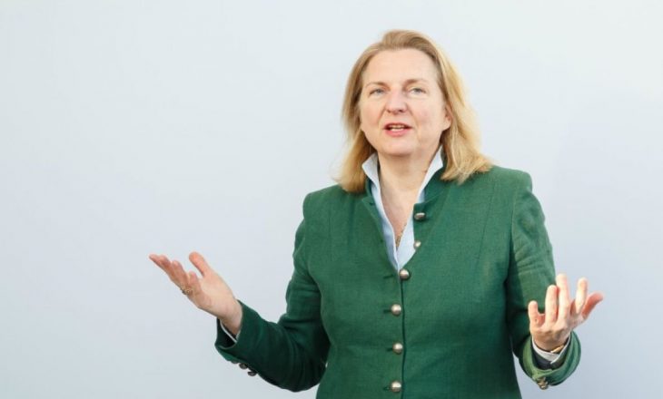 Lajme shqetësuese për vizat: Austriakët thonë se ka rritje të numrit të refugjatëve nga Kosova