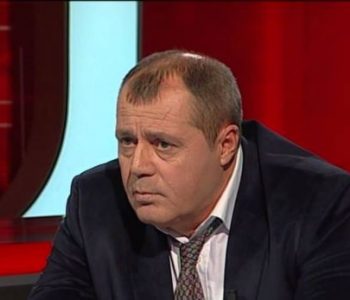 “Më bëri të famshëm dhe kurrë s’ma përmendi si nder” – Mustafa Nano në një rrëfim ndryshe