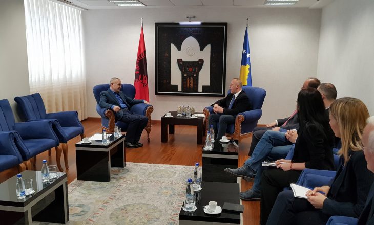 Meta në Kosovë për përvjetor të Rugovës – takohet me Haradinajn flasin për integrimin në BE