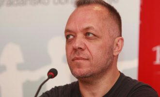 Dy fjalë për shfaqjen “Arturo Ui”