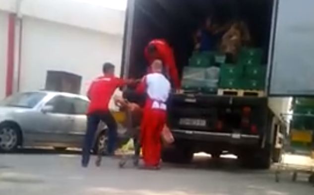 Inspektorët e AUV-së kontrollojnë qendrën e ETC-së, pas publikimit të videos për bartje johigjienike të mishit