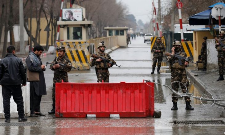 Dhjetëra të vdekur nga dy sulme në Kabul