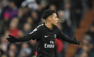 Çfarë po mendon Neymar? – krahason gjendjen e tij me atë Stephen Hawking!