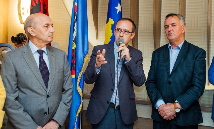 LDK mirëpret tryezën e partive politike për tejkalimin e krizës