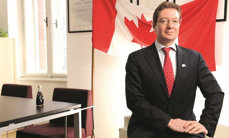 Diplomati kanadez kërkon të votohet demarkacioni