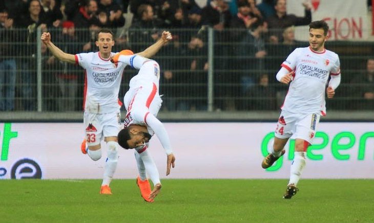 Emir Lenjani shënon super gol (Video)