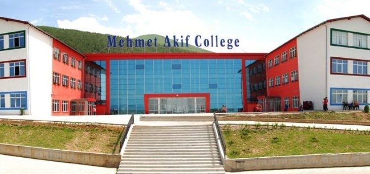 “Mehmet Akif”  vazhdon punën normalisht – hap konkurs për bursa  