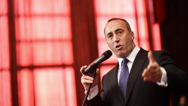 Haradinaj: Ideja për lëvizjen e kufijve – thirrje t’i marr armët
