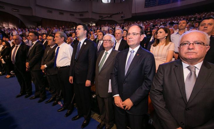 Lulzim Basha reagon pas akuzave ndaj tij nga anëtarët e PD-së