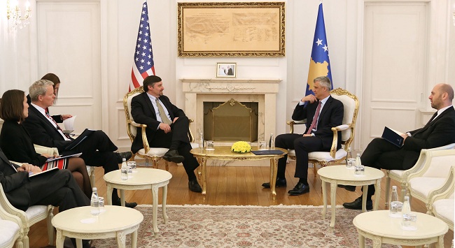 Presidenti Thaçi dhe drejtori Palmer flasin për rëndësinë e dialogut