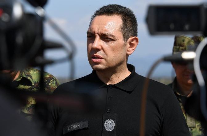 Ministri serb: Sulmeve të serbëve në Kosovë do t’iu kisha përgjigjur me demonstrim të forcës