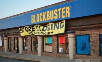 Piktura e një gruaje që pritet të thyejë rekord [FOTO]