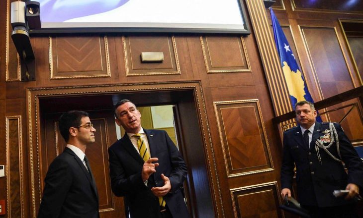 Zyrtarët e Kuvendit harxhuan 116 mijë euro për dreka dhe darka