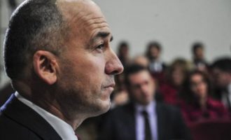 AAK në Pejë: Dorëheqja e Gazmend Muhaxherit nuk mjafton